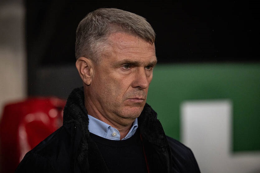 Фото для новини:Ребров оцінює шведів як сильних, але залишає шанси за своєю командою