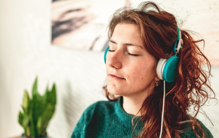 Фото для новини:Реп чи класика: вчені заявили, що тексти пісень свідчать про рівень IQ