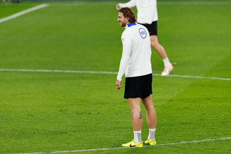 Фото для новини:Рейтинг українського захисника за підсумками матчу з Монако