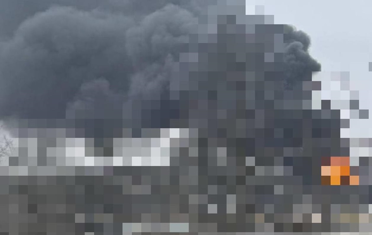 Фото для новини:РФ вдарила по Запоріжжю: знеструмлені 40 тисяч абонентів