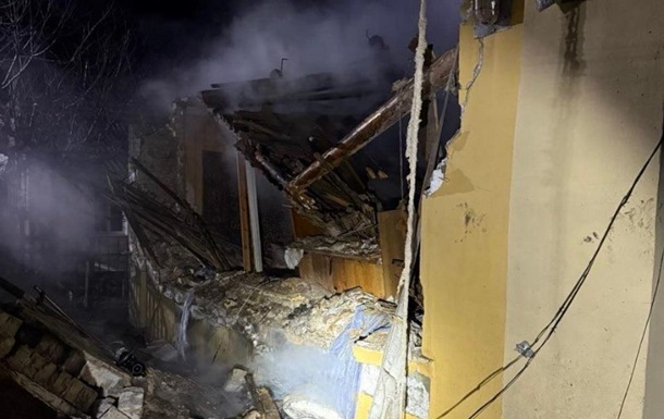 Фото для новини:РФ вдруге за ніч вдарила по Харкову