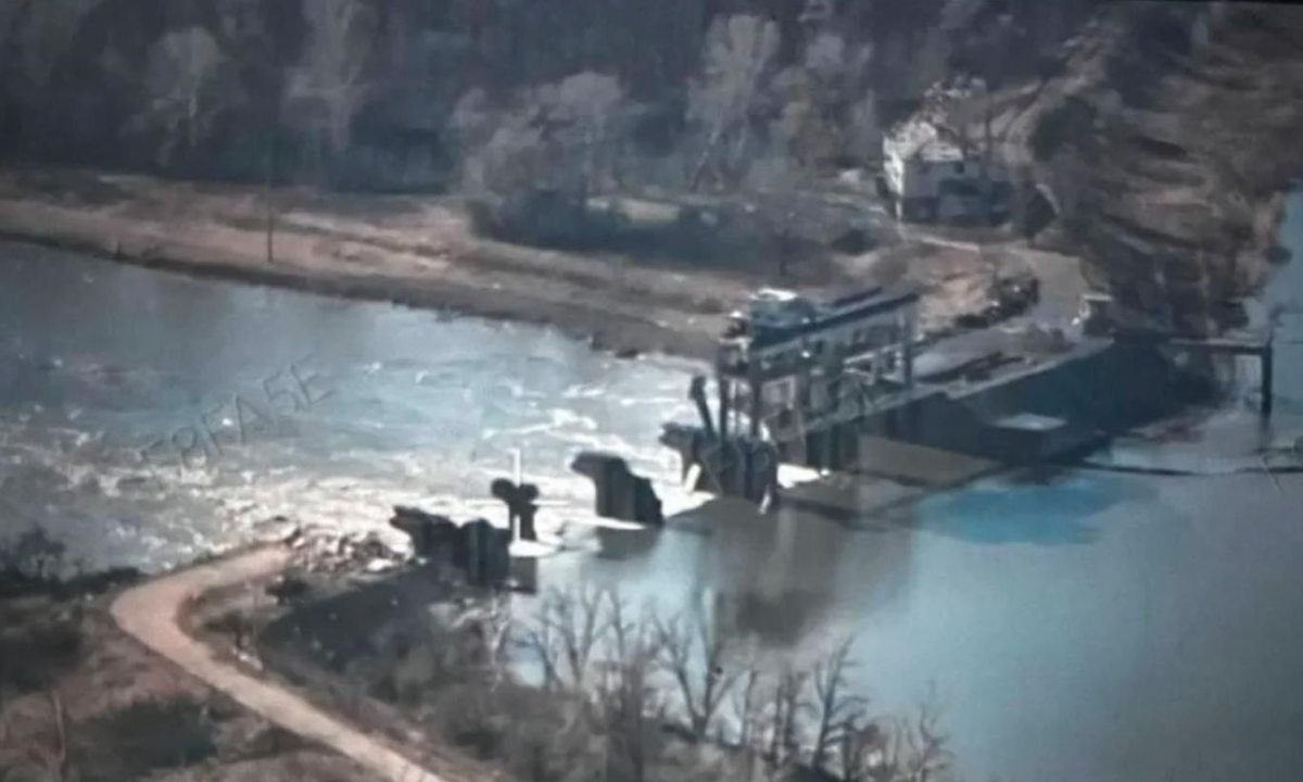 Фото для новини:РФ зруйнувала греблю на Сіверському Дінці: запасів води є на два тижні