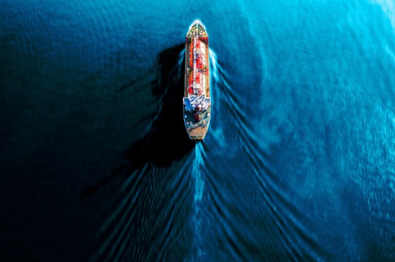 Фото для новини:Росія наростила постачання ЗПГ до Європи на 11%