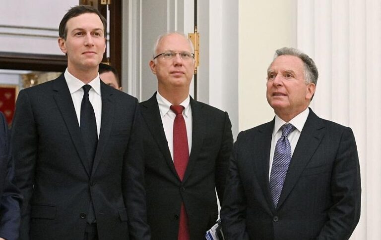 Фото для новини:Росія спробувала виторгувати в США зупинку допомоги Україні - ЗМІ