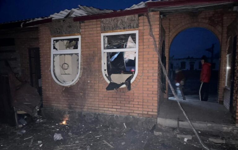 Фото для новини:Росіяни атакували магазин на Харківщині, є поранені