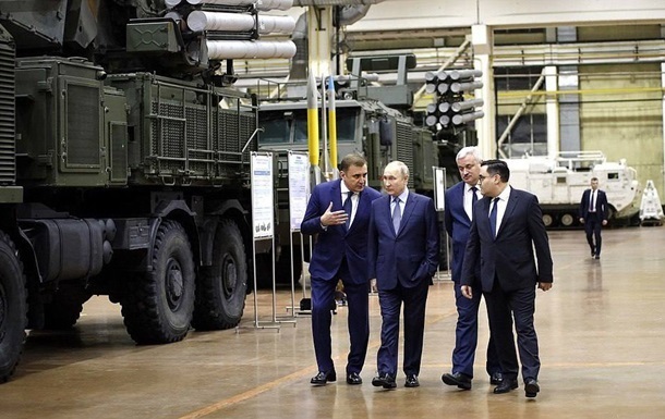 Фото для новини:Російський ВПК поглинає цивільну економіку - розвідка