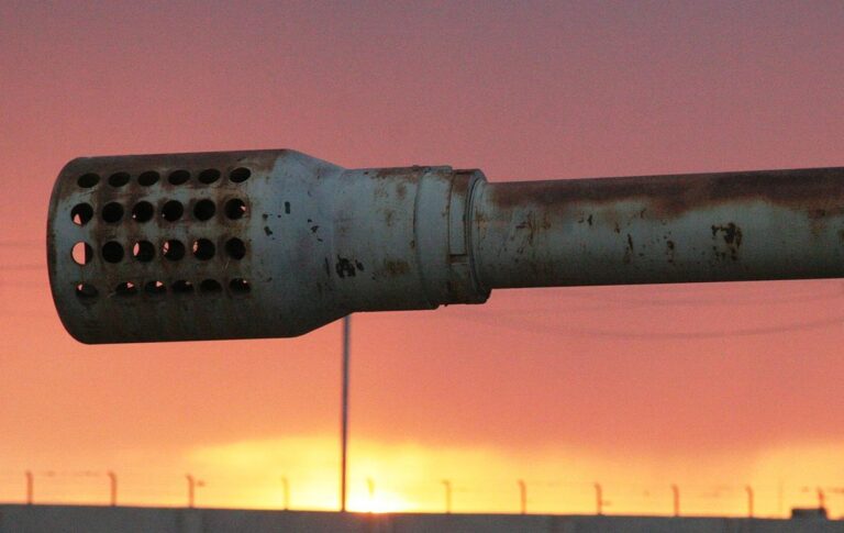 Фото для новини:СБС уразили потужну північнокорейську САУ