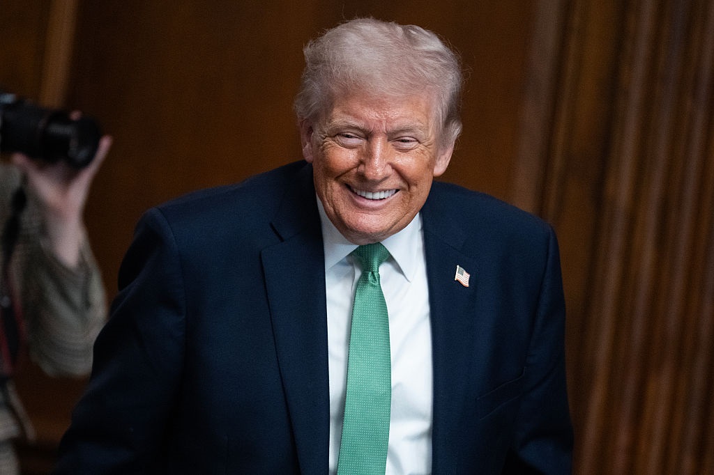 Фото для новини:США "стерли Іран з лиця землі" - Трамп