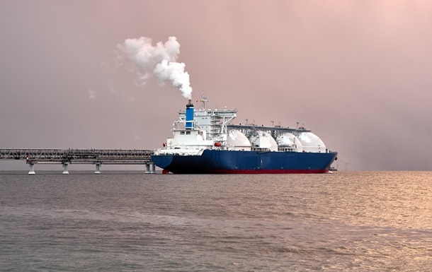 Фото для новини:США заборонили Кубі приймати російську нафту