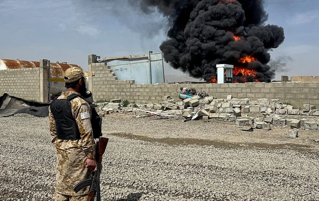 Фото для новини:Таліби звинувати Пакистан в авіаударах по Кабулу