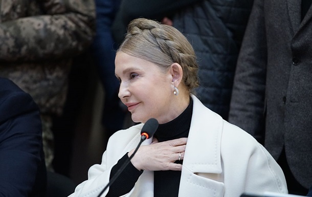 Фото для новини:Тимошенко продовжили строк дії обовʼязків до 13 травня