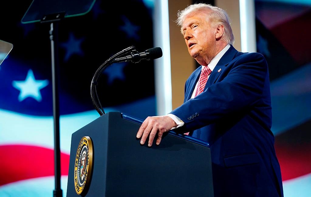 Фото для новини:Трамп думає над покаранням для союзників - ЗМІ