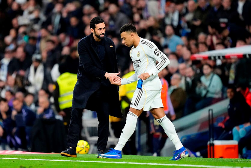 Фото для новини:Тренер Реала повідомив про стан Мбаппе перед грою з Ман Сіті