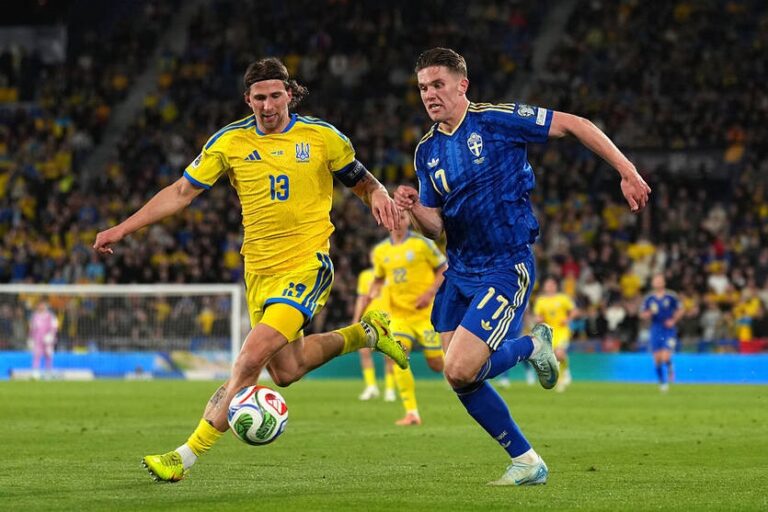 Фото для новини:Три голи Дьокереша проти одного Пономаренка