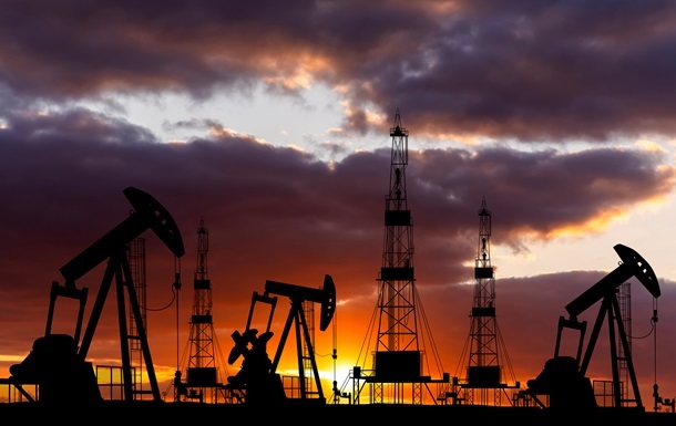 Фото для новини:Ціни на нафту підскочили на 10% і продовжать зростати - ЗМІ