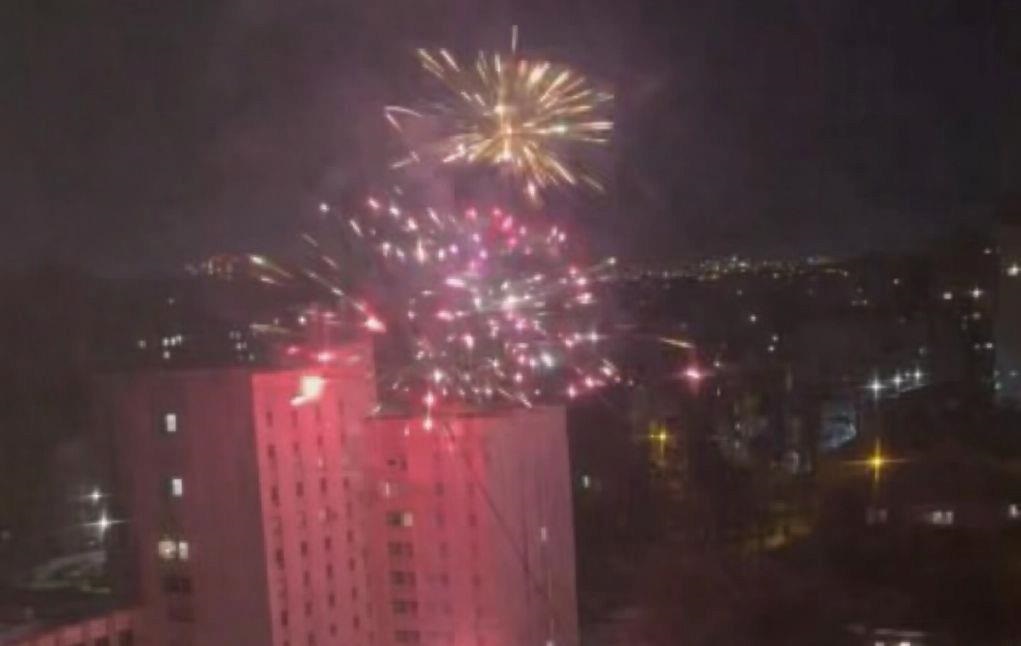 Фото для новини:У Києві 16-річний хлопець запустив салют