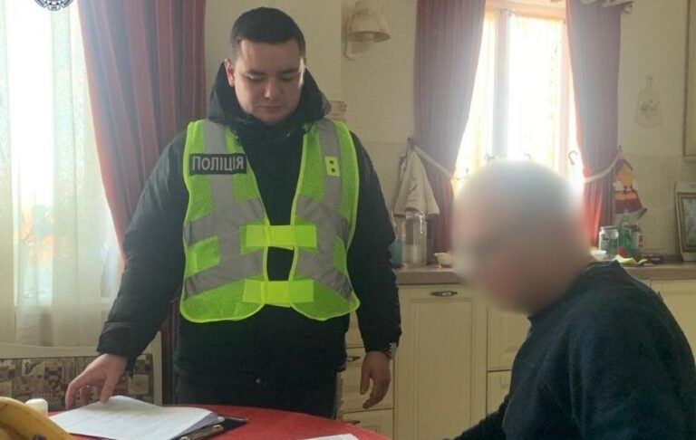 Фото для новини:У Києві чоловік осліп на одне око після операції на носі