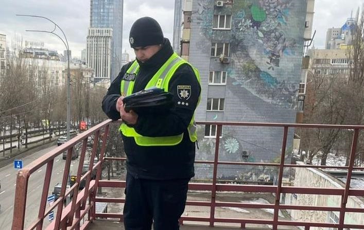 Фото для новини:У Києві загинув чоловік, вистрибнувши з 23 поверху