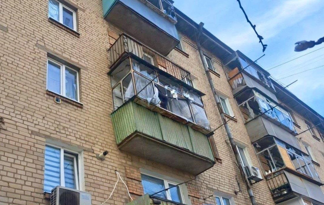 Фото для новини:У Нікополі вісім поранених через атаку дрона