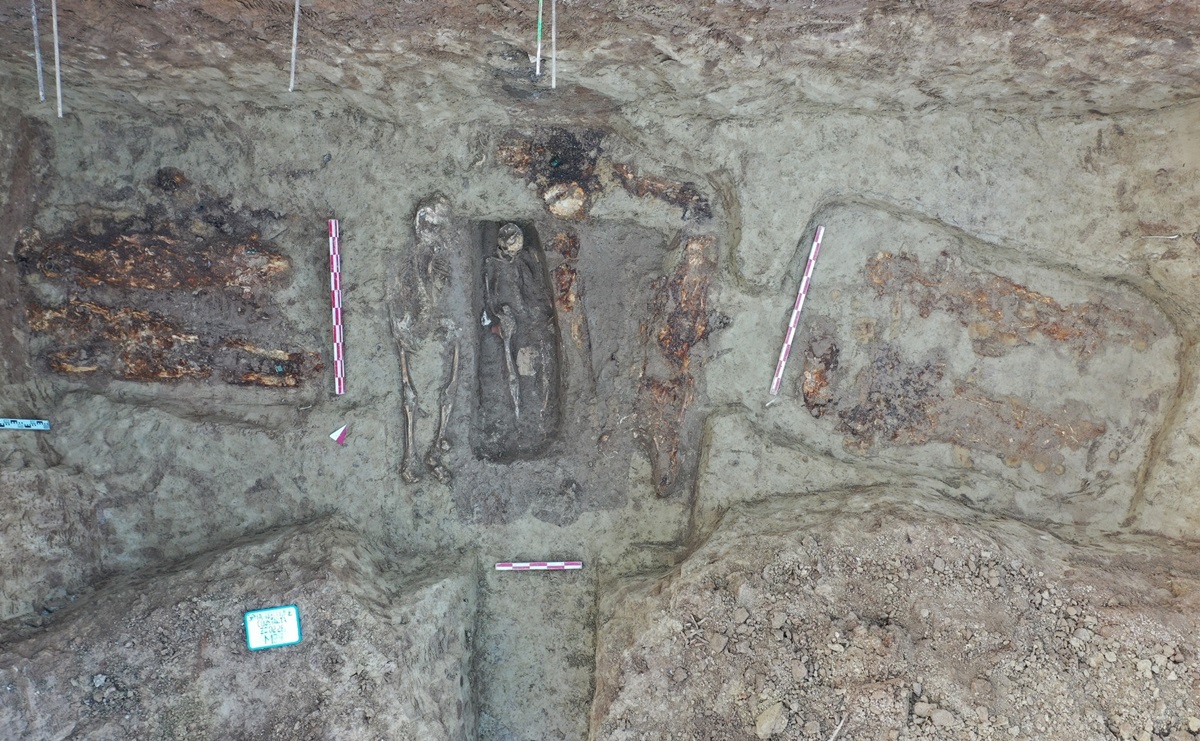 Фото для новини:У Румунії знайшли більше 30 римських гробниць