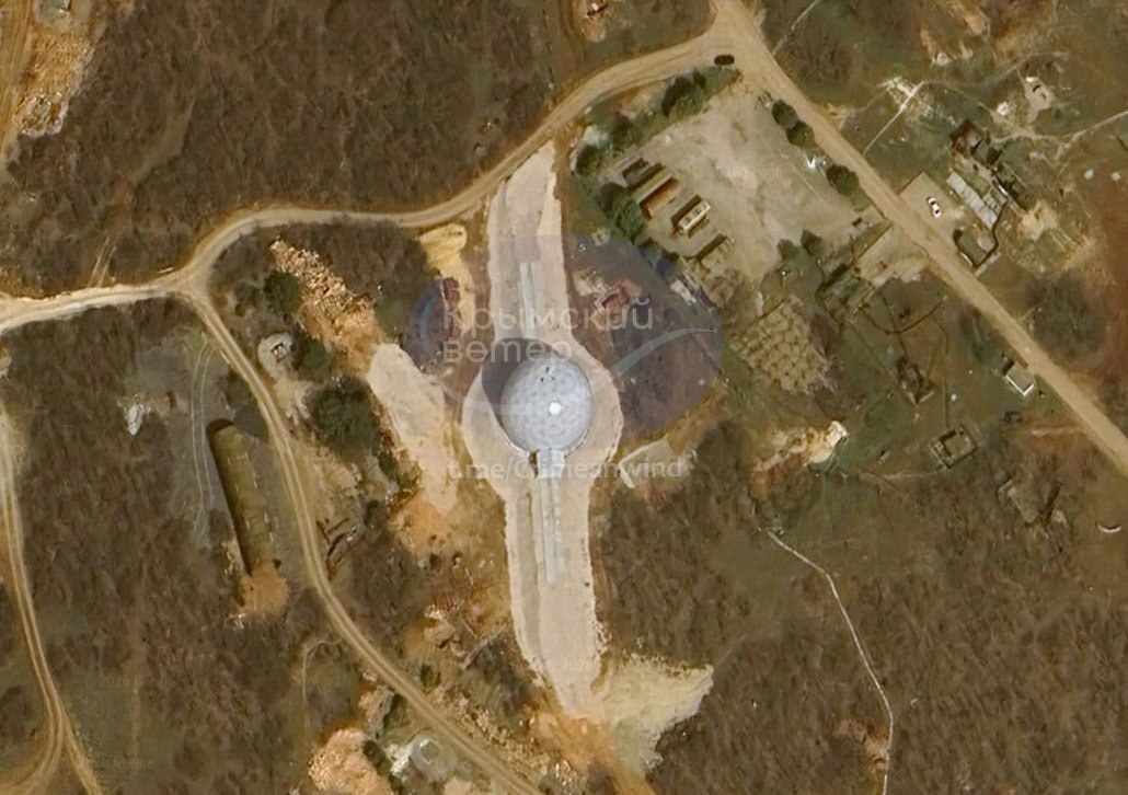 Фото для новини:У Севастополі уразили радіолокаційну станцію - соцмережі