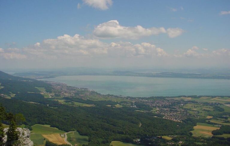 Фото для новини:У Швейцарії на дні озера знайшли вантаж римського корабля