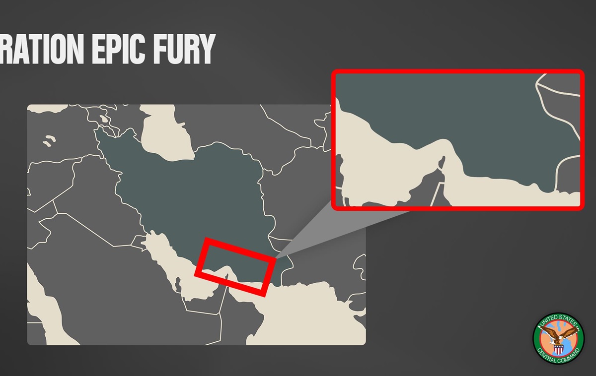 Фото для новини:У США заявили про успішне бомбардування об'єктів вздовж Ормузької протоки