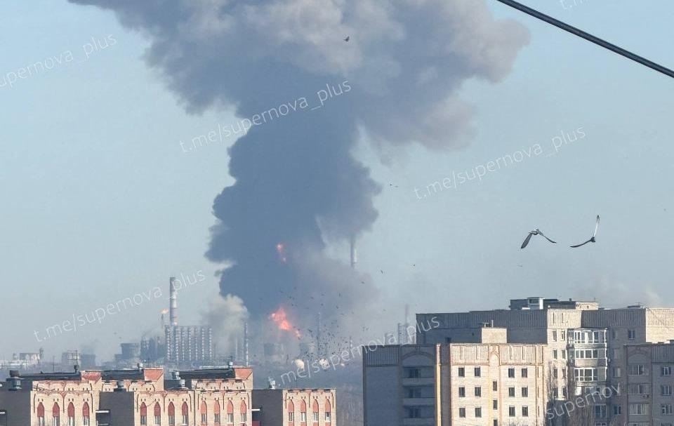 Фото для новини:У Татарстані стався потужний вибух на заводі