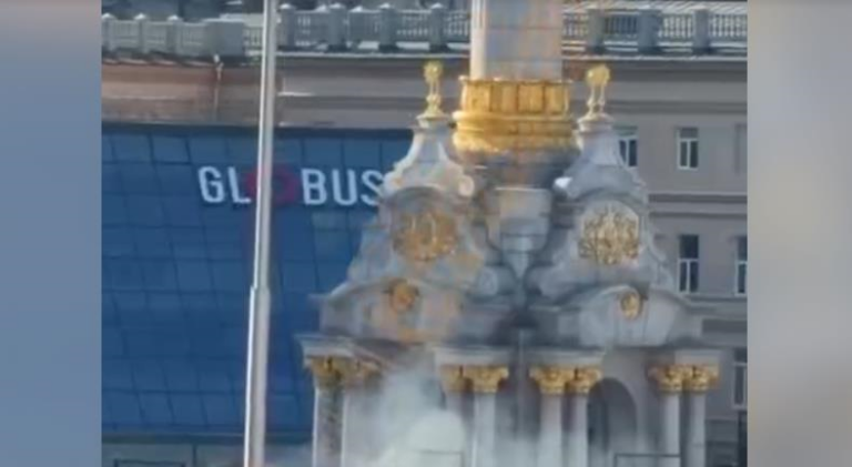 Фото для новини:У трьох районах Києва впали впали уламки дронів