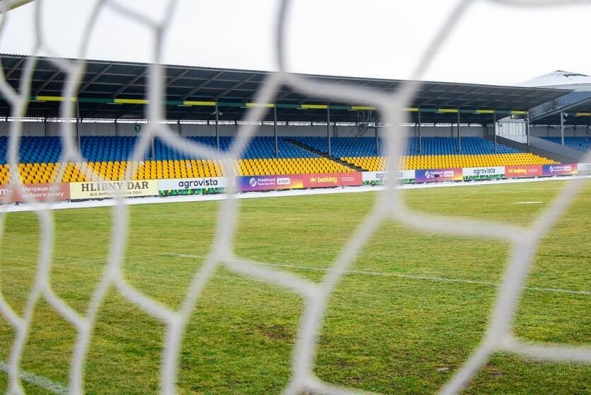 Фото для новини:УАФ визначилася із долею зірваного матчу Олександрія - Оболонь