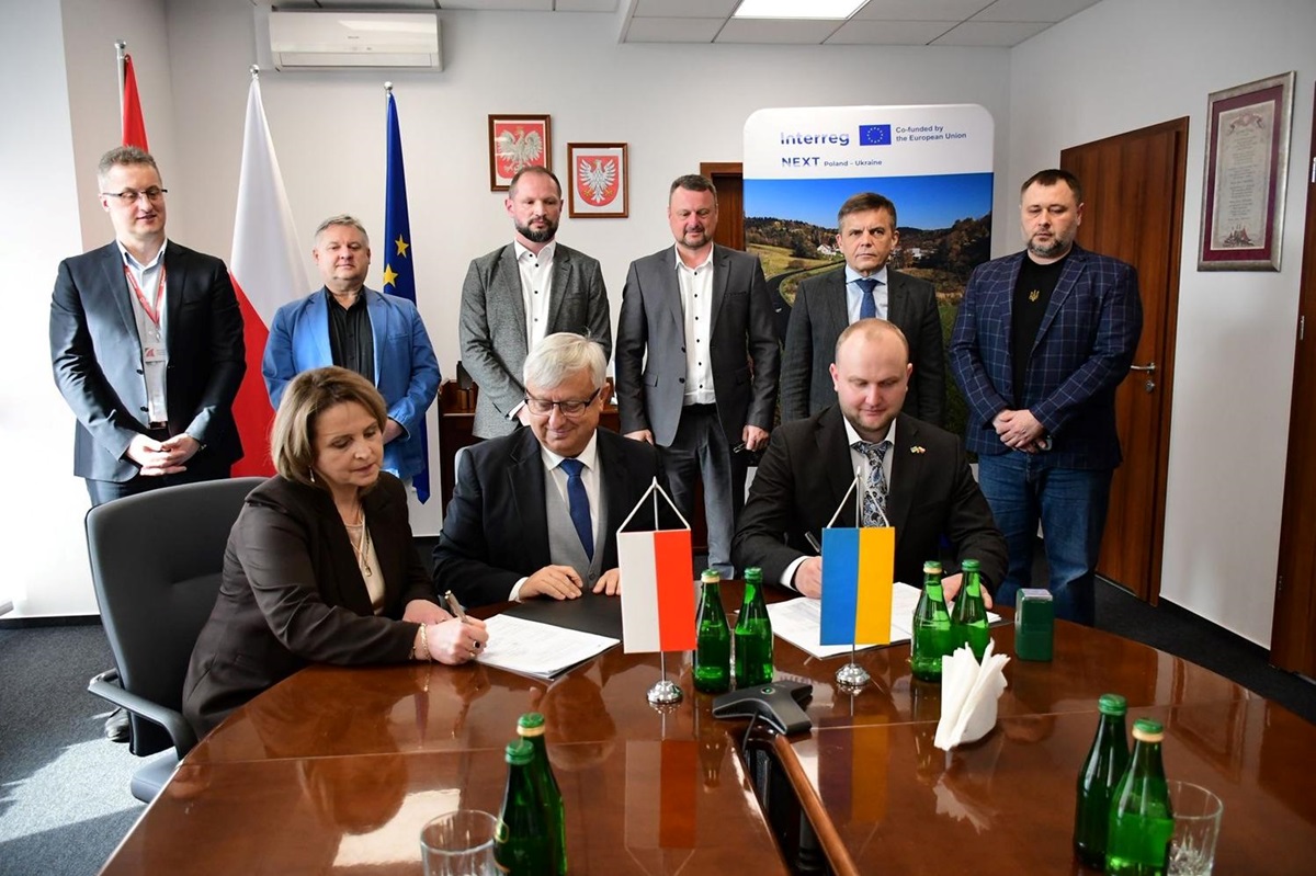 Фото для новини:Україна і Польща спільно побудують міст на Тернопільщині коштом ЄС