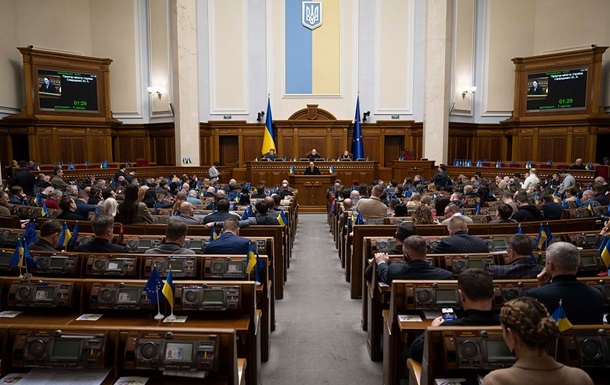 Фото для новини:Україна ризикує втратити &euro;7 млрд від партнерів - нардеп