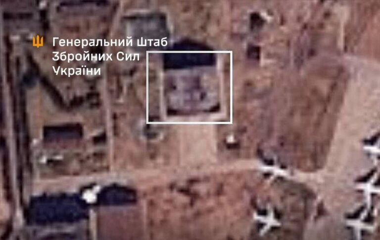 Фото для новини:Україна вдарила по двом авіазаводам в Росії