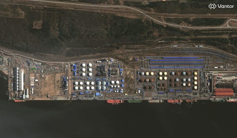 Фото для новини:Українські дрони паралізували експорт нафти РФ із Балтійських портів - ЗМІ