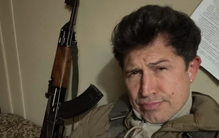 Фото для новини:Український ведучий потрапив у ДТП