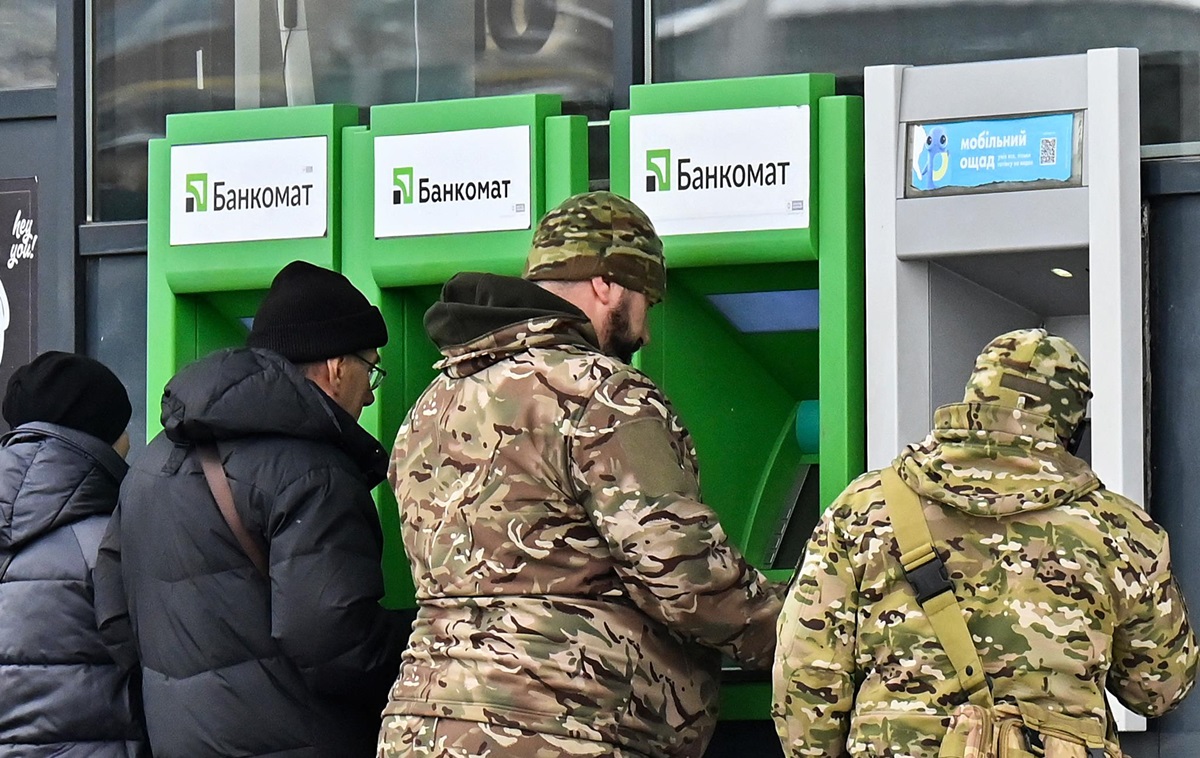 Фото для новини:Українці торік одержали $8 млрд грошових переказів