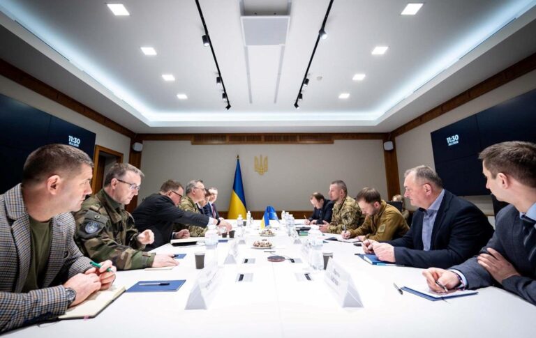 Фото для новини:Україну відвідала делегація НАТО високого рівня