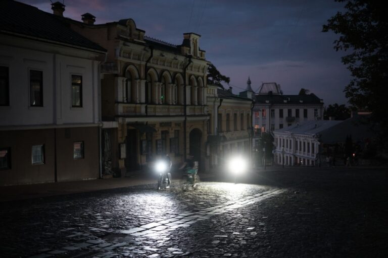 Фото для новини:Укренерго підтвердило відключення на п'ятницю
