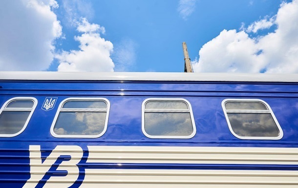 Фото для новини:Укрзалізниця призначила додаткові поїзди на пікові дати