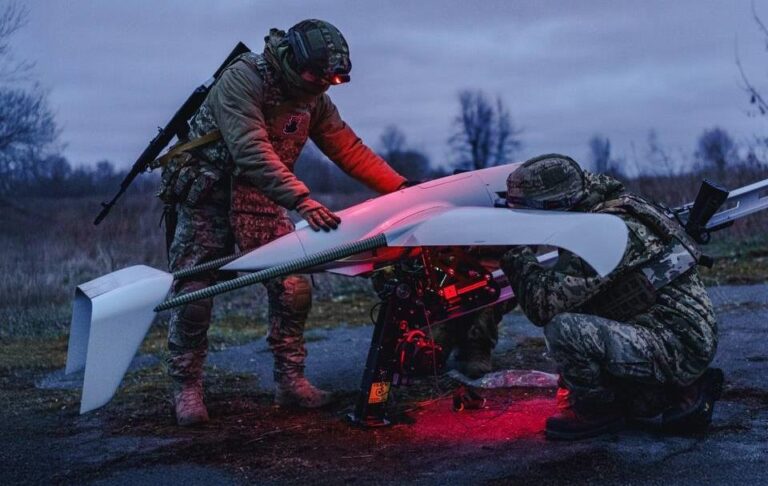 Фото для новини:Уражено склади і нафтобази росіян на ТОТ - Генштаб