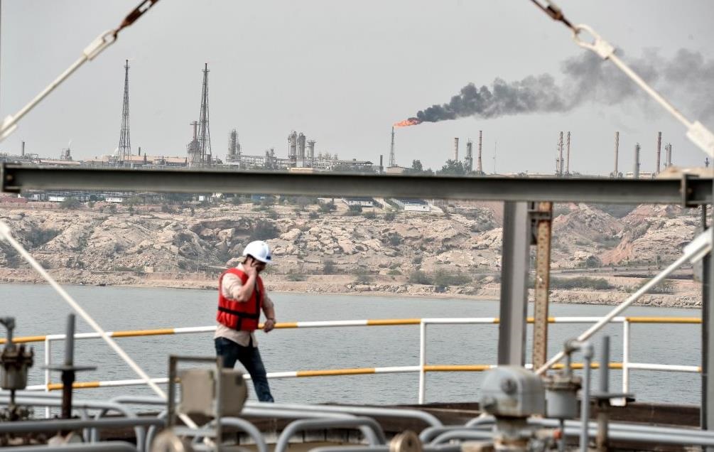 Фото для новини:В Ірані відповіли, чи вплинули удари США на експорт нафти