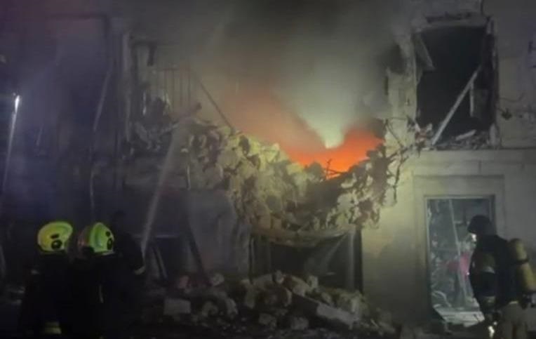 Фото для новини:В Одесі БПЛА пошкодили багатоповерхівки