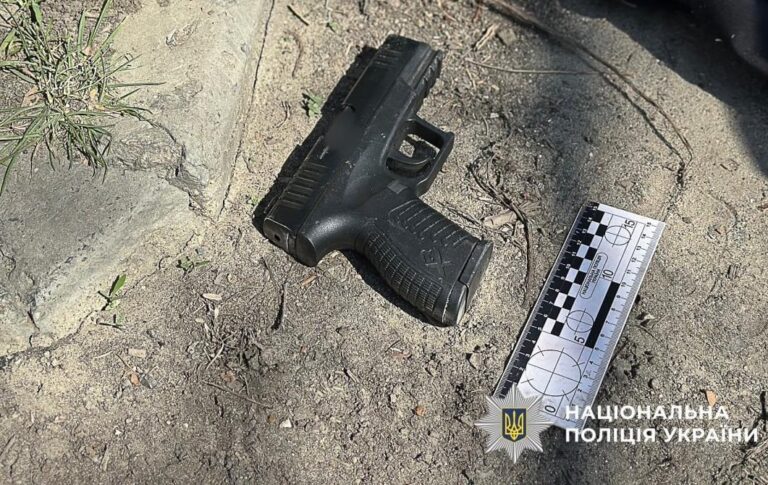 Фото для новини:В Одесі військовий влаштував стрілянину і вибух