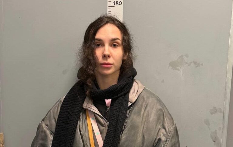 Фото для новини:В Росії заарештували блогерку з Києва, що зізналася в любові до РФ