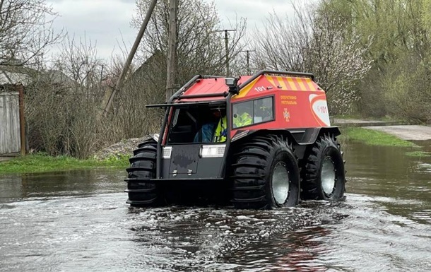 Фото для новини:В Україні зафіксовано майже 800 випадків підтоплень - ДСНС