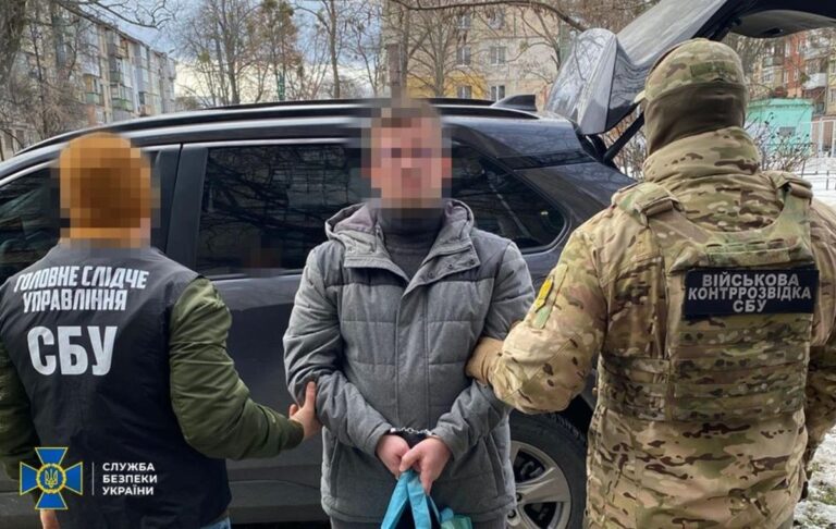 Фото для новини:Вбито кілера ГРУ і затримано його спільників - СБУ