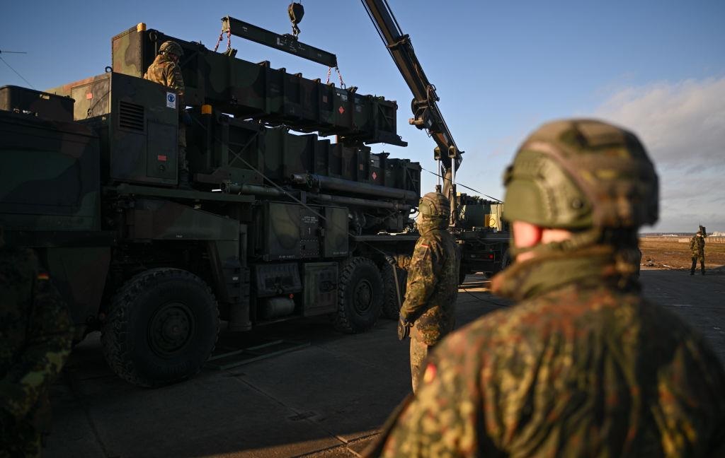 Фото для новини:Війна в Ірані загрожує Києву дефіцитом ракет - ЗМІ