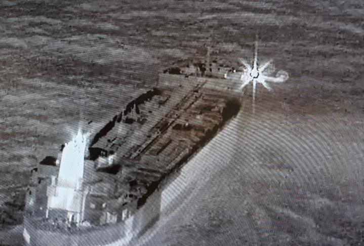 Фото для новини:Військові Бельгії вперше затримали "тіньовий" танкер РФ