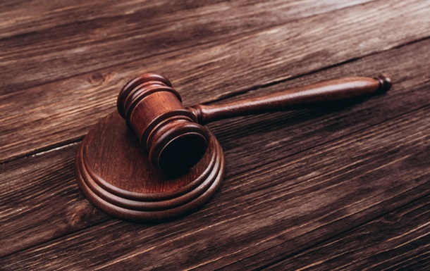 Фото для новини:З посадовця ЗСУ стягнули майже три мільйони гривень