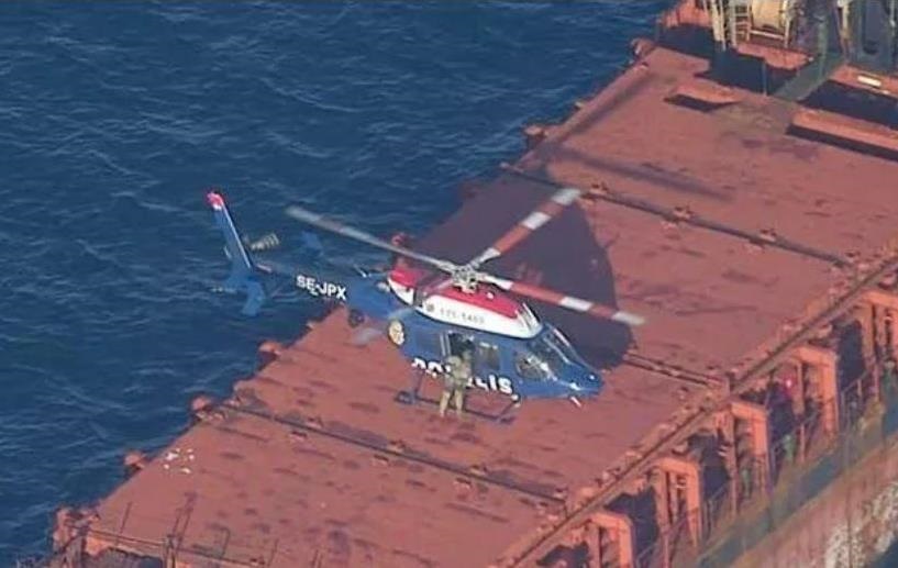 Фото для новини:Затримання судна у Швеції: члену екіпажу оголосили підозру